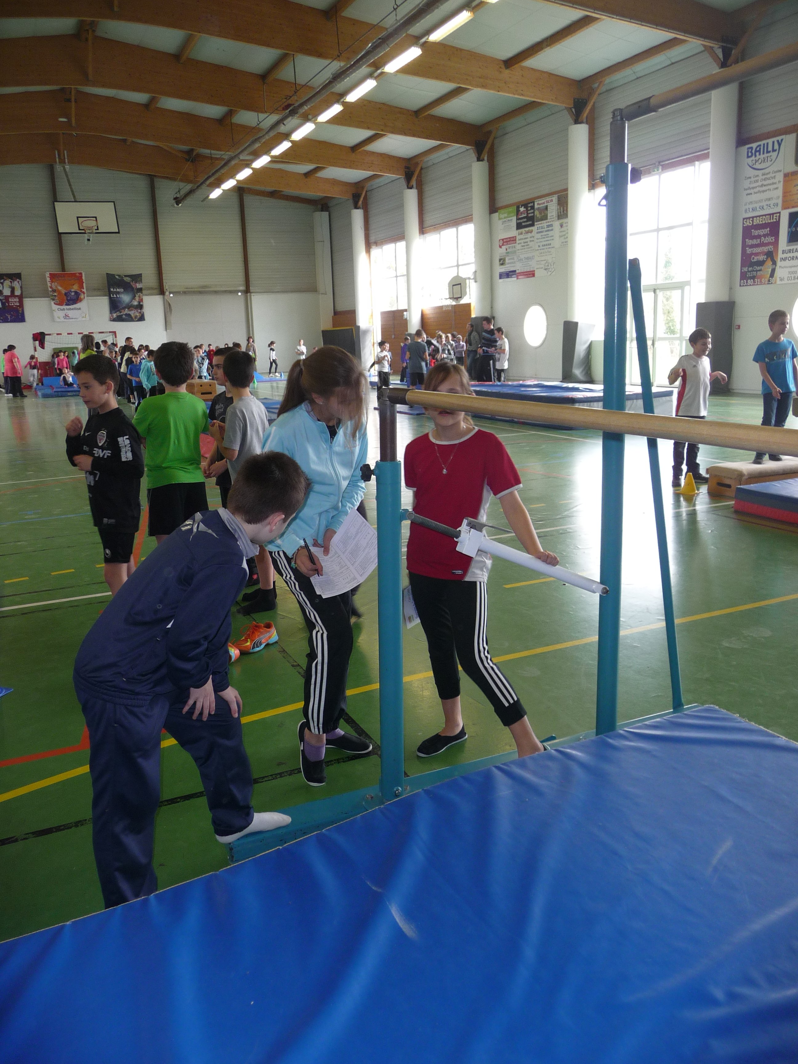 la gymnastique Ecole de Pontailler Saône